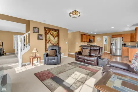13053 N River Grove Drive Columbus IN 47203