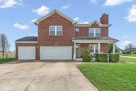 13053 N River Grove Drive Columbus IN 47203