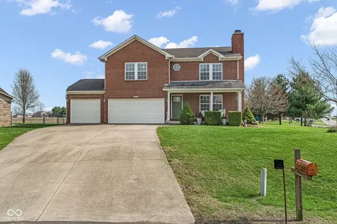 13053 N River Grove Drive Columbus IN 47203