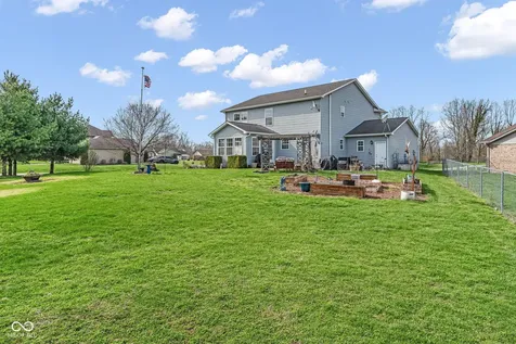 13053 N River Grove Drive Columbus IN 47203