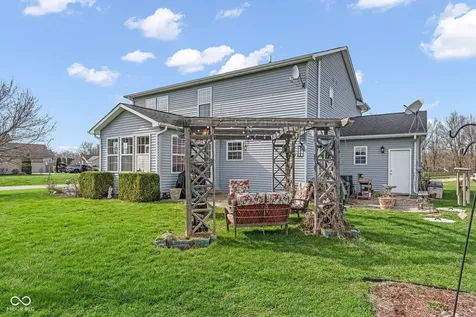 13053 N River Grove Drive Columbus IN 47203