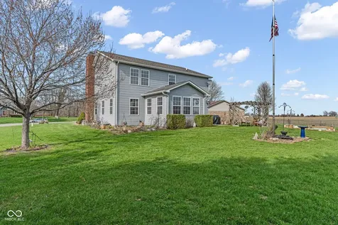 13053 N River Grove Drive Columbus IN 47203
