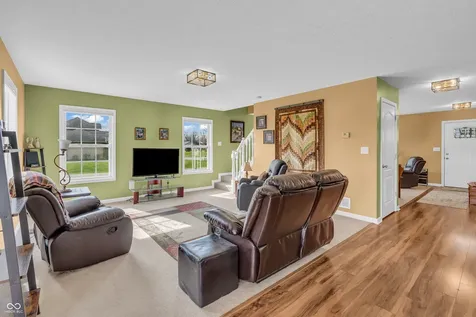 13053 N River Grove Drive Columbus IN 47203