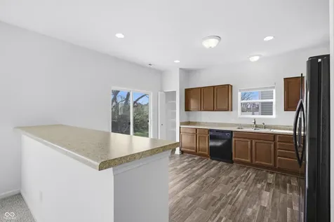 1937 Abbey Lane Columbus IN 47201