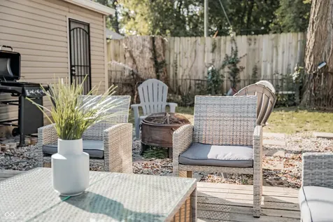 2407 N Capitol Avenue Indianapolis IN 46208