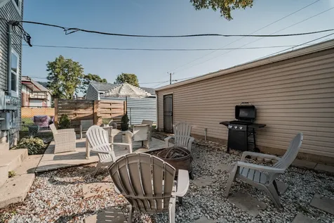 2407 N Capitol Avenue Indianapolis IN 46208