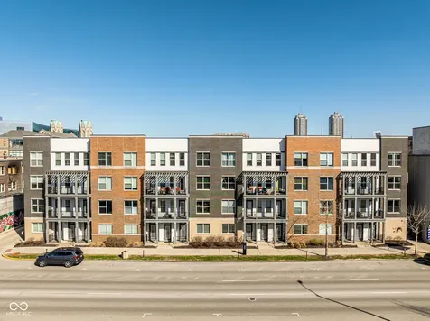 727 N Illinois Street Indianapolis IN 46204