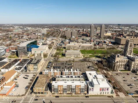 727 N Illinois Street Indianapolis IN 46204