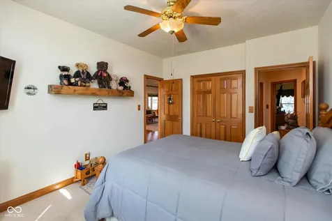 11040 Harness Way Indianapolis IN 46239