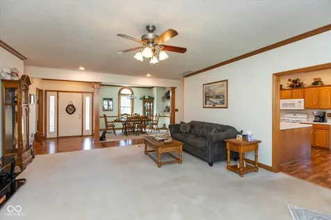 11040 Harness Way Indianapolis IN 46239