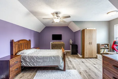 5599 Bruce Boulevard Noblesville IN 46062