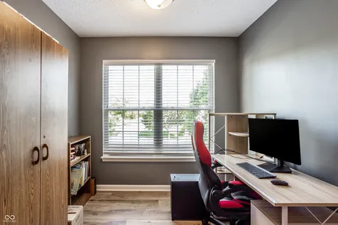 5599 Bruce Boulevard Noblesville IN 46062