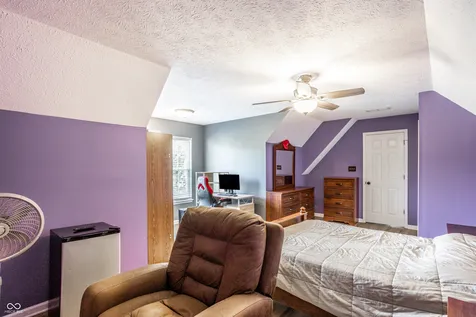 5599 Bruce Boulevard Noblesville IN 46062