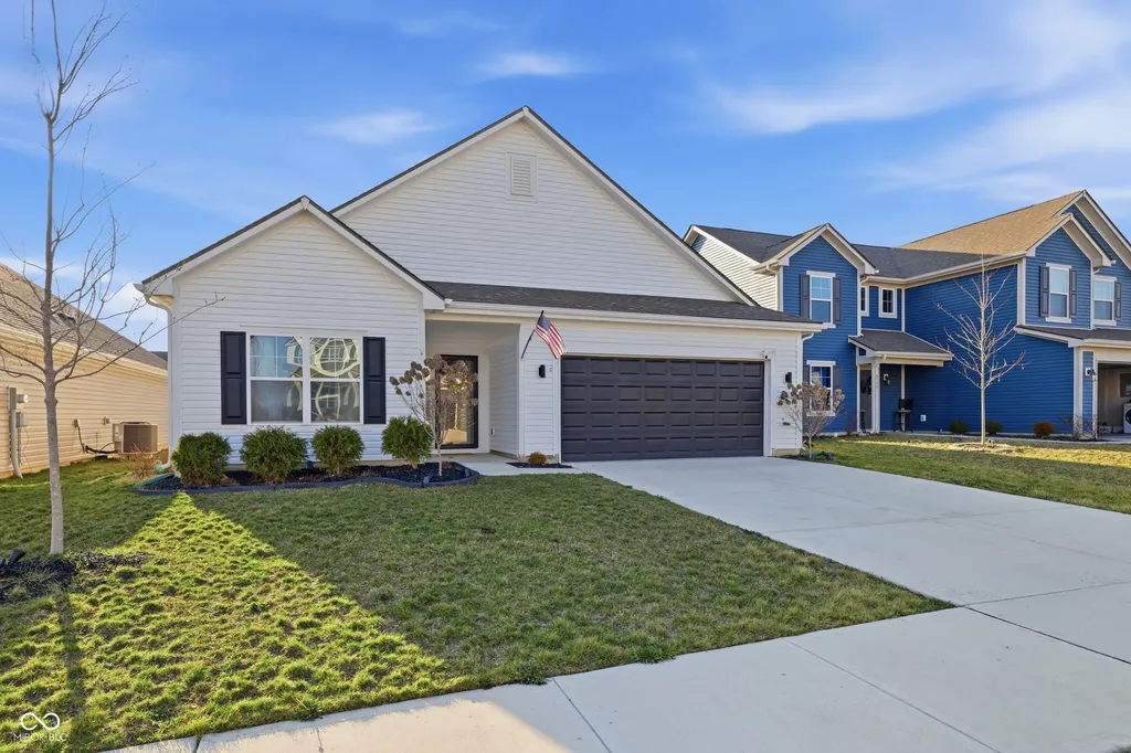 4726 Amber Wood Lane Indianapolis IN 46235