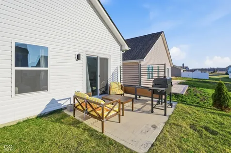 4726 Amber Wood Lane Indianapolis IN 46235