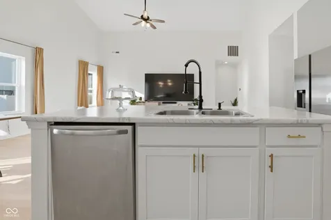 4726 Amber Wood Lane Indianapolis IN 46235