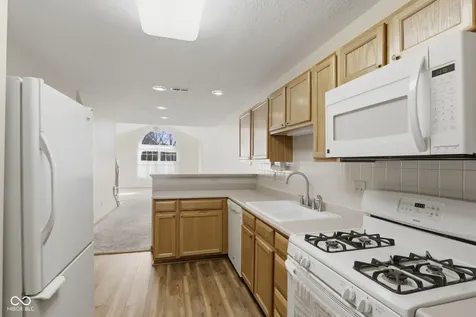 7532 Briarstone Drive Indianapolis IN 46227