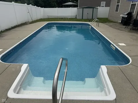 8291 Westcliffe Drive Avon IN 46123