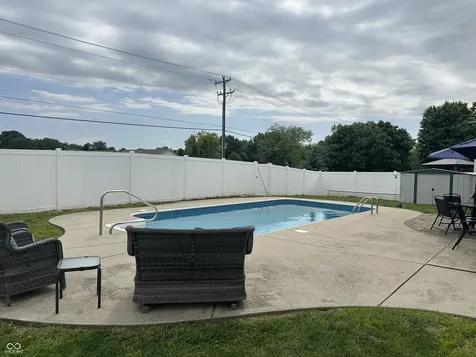 8291 Westcliffe Drive Avon IN 46123