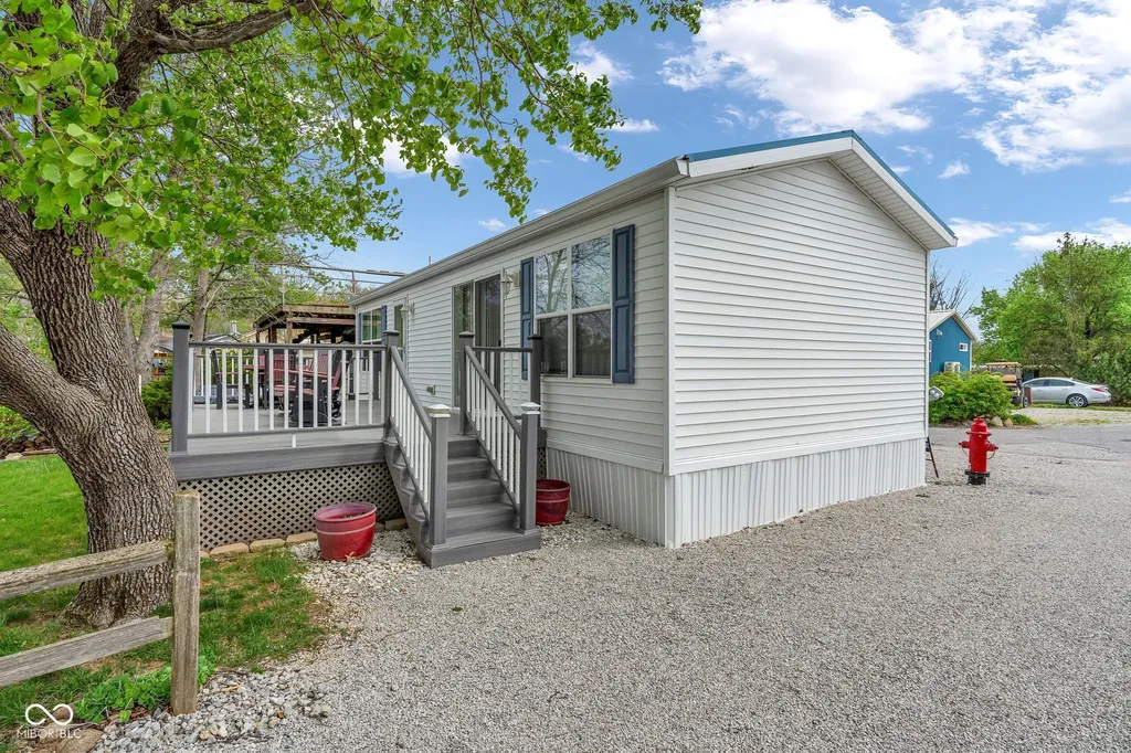 4016 Van Bibber Lake Estate Greencastle IN 46135