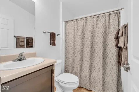 4016 Van Bibber Lake Estate Greencastle IN 46135
