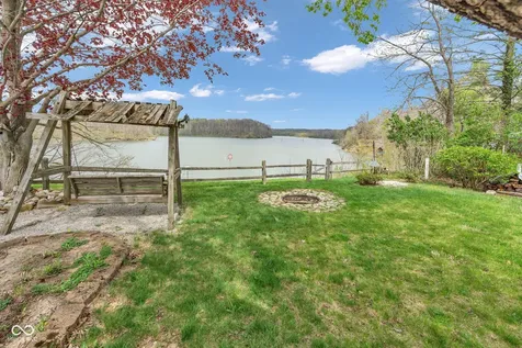 4016 Van Bibber Lake Estate Greencastle IN 46135