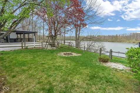 4016 Van Bibber Lake Estate Greencastle IN 46135