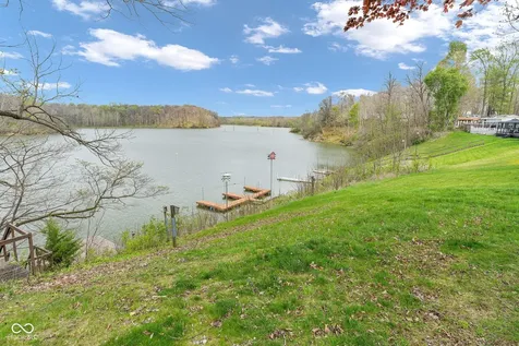 4016 Van Bibber Lake Estate Greencastle IN 46135