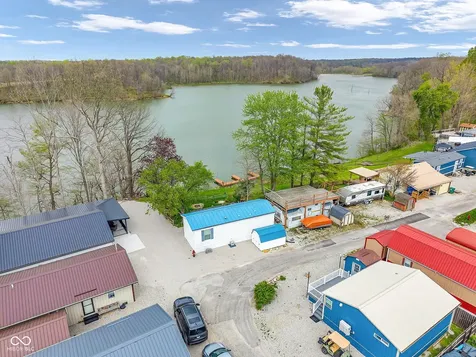 4016 Van Bibber Lake Estate Greencastle IN 46135