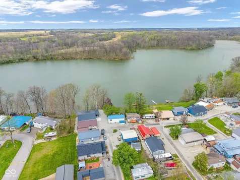 4016 Van Bibber Lake Estate Greencastle IN 46135