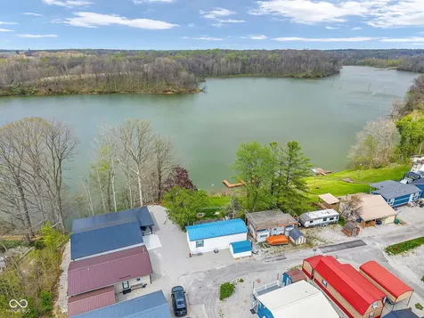 4016 Van Bibber Lake Estate Greencastle IN 46135