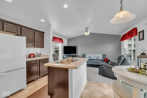 4016 Van Bibber Lake Estate Greencastle IN 46135