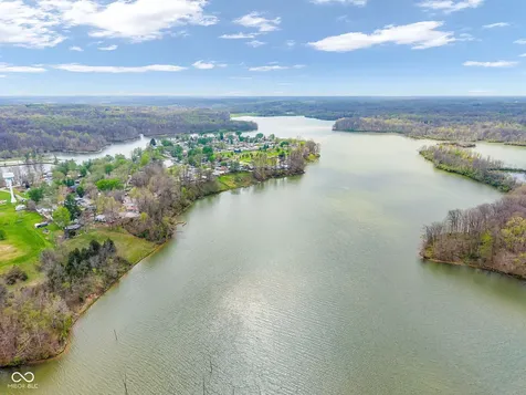 4016 Van Bibber Lake Estate Greencastle IN 46135