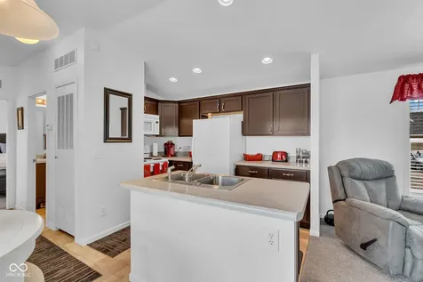 4016 Van Bibber Lake Estate Greencastle IN 46135