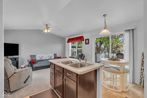 4016 Van Bibber Lake Estate Greencastle IN 46135