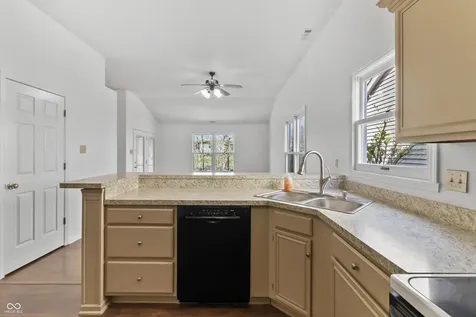 7818 Chesapeake Drive W Indianapolis IN 46236