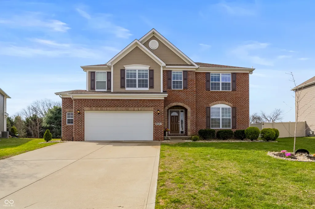 2545 Coneflower Court Columbus IN 47201