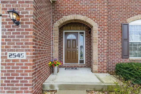 2545 Coneflower Court Columbus IN 47201