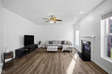 2545 Coneflower Court Columbus IN 47201