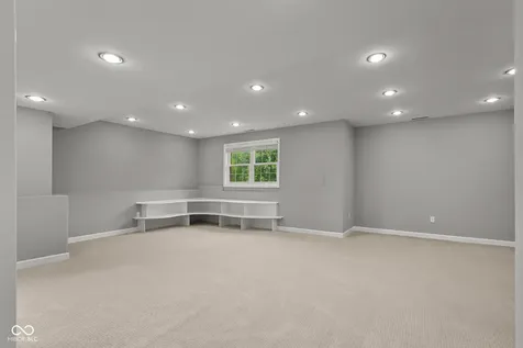 888 Westcreek Drive Columbus IN 47201