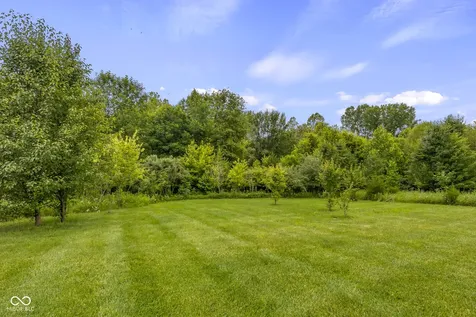 888 Westcreek Drive Columbus IN 47201