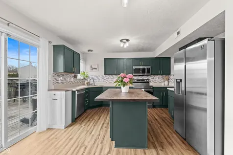 7464 Jenison Drive Indianapolis IN 46217