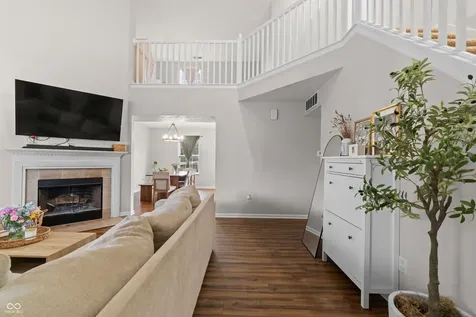 7464 Jenison Drive Indianapolis IN 46217