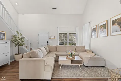 7464 Jenison Drive Indianapolis IN 46217