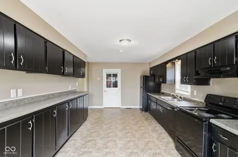 6630 W 10th Street Indianapolis IN 46214