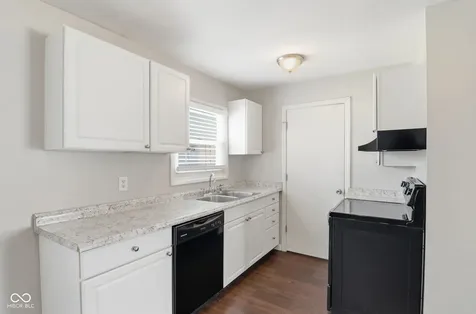 3750 E 77th Street Indianapolis IN 46240
