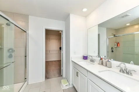 17267 Hanningfield Way Westfield IN 46074