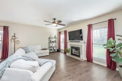 2421 Manita Drive Indianapolis IN 46234