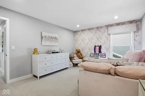 19918 Chatham Green Drive Westfield IN 46074