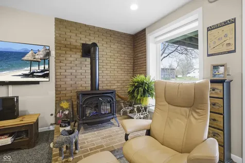 301 Flatrock Drive Columbus IN 47201